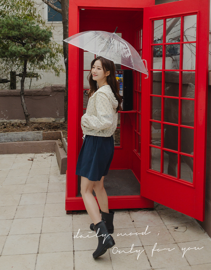 반바지 모델 착용 이미지-S3L11