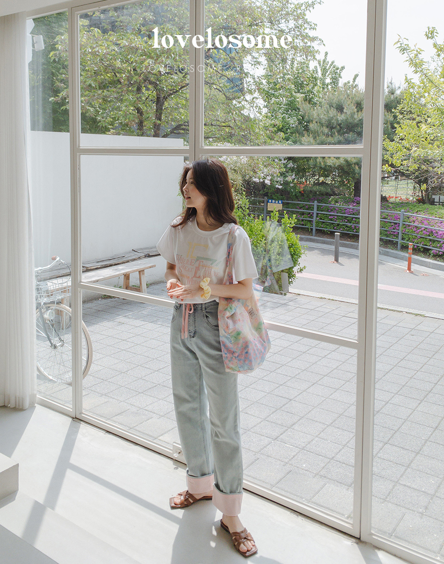 반팔 티셔츠 모델 착용 이미지-S2L15