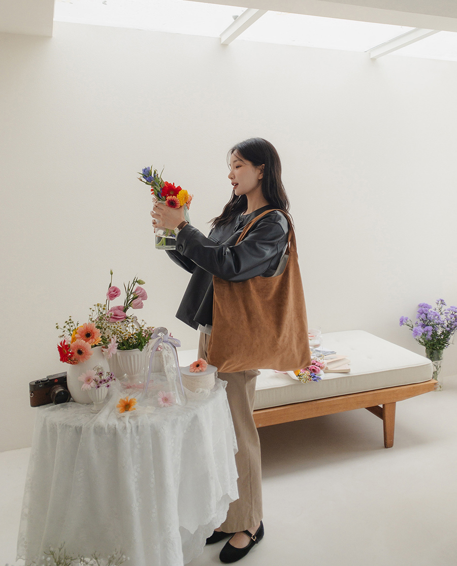 재킷 모델 착용 이미지-S2L3