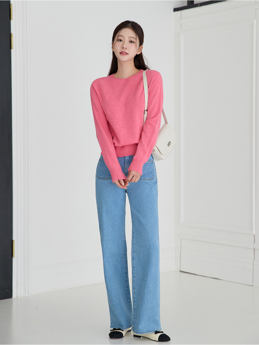 긴팔 티셔츠 모델 착용 이미지-S1L9