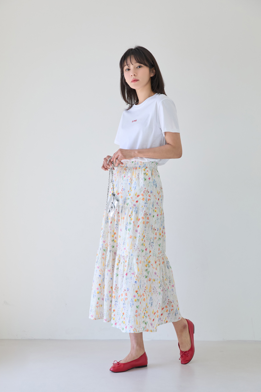 반팔 티셔츠 모델 착용 이미지-S1L9