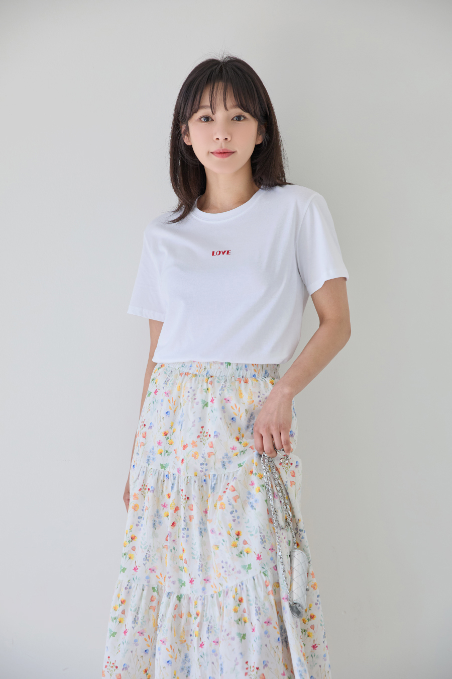 반팔 티셔츠 모델 착용 이미지-S1L7