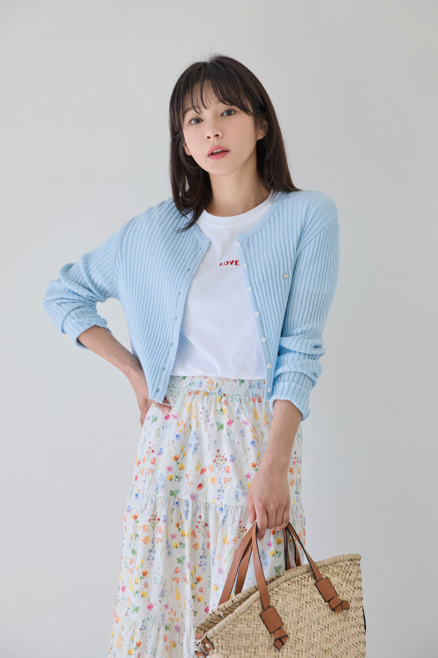 반팔 티셔츠 모델 착용 이미지-S1L15