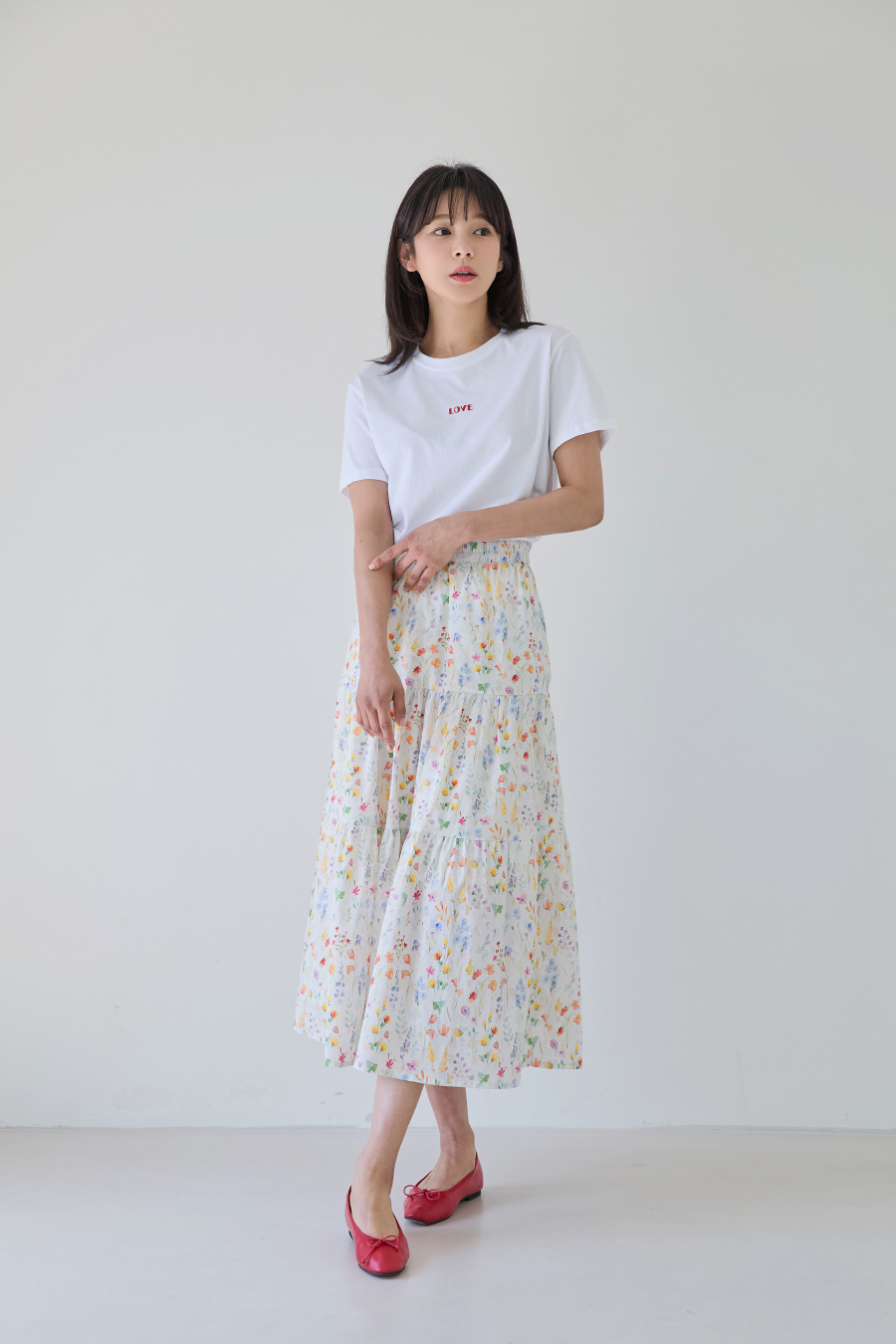 반팔 티셔츠 모델 착용 이미지-S1L6