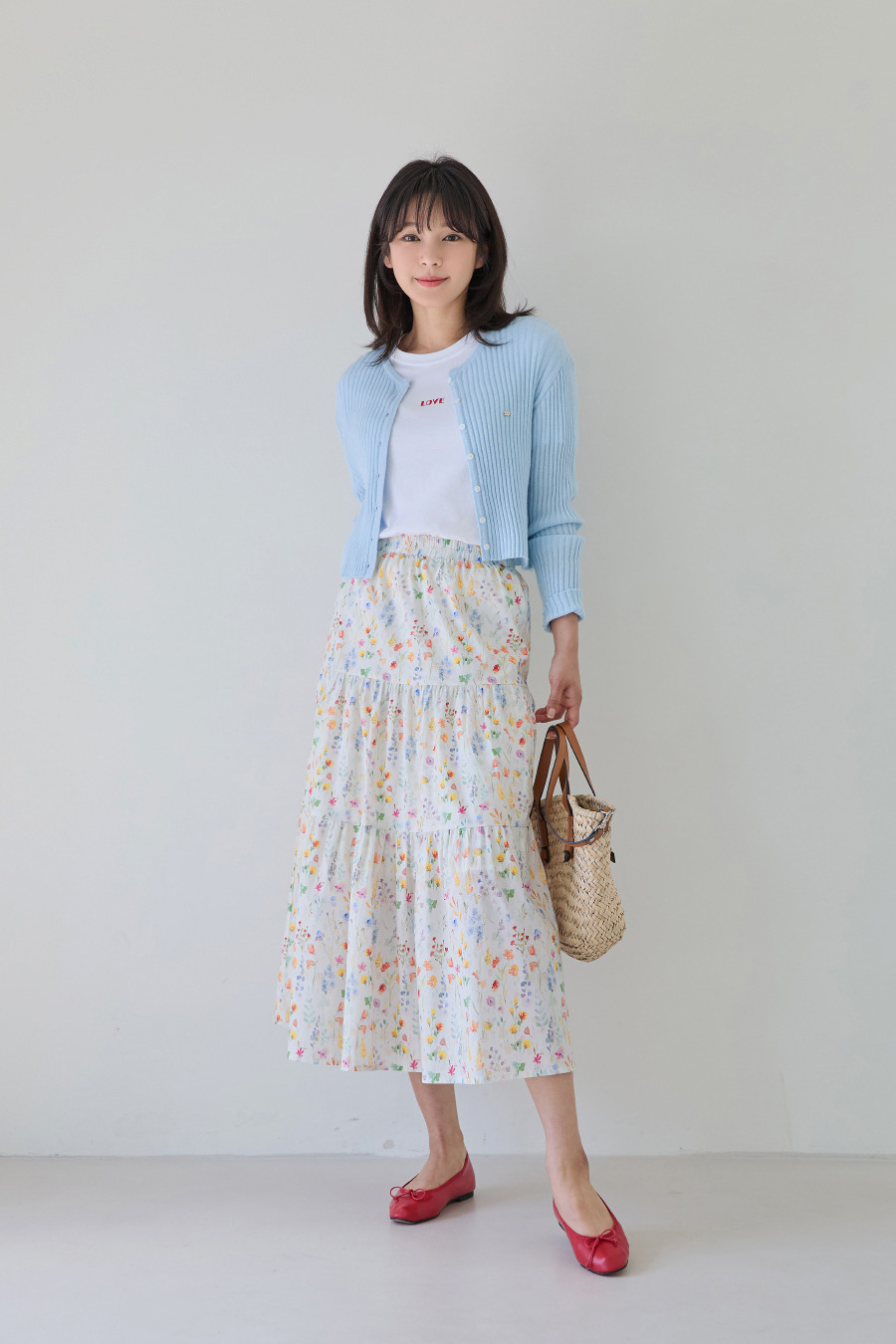 반팔 티셔츠 모델 착용 이미지-S1L16