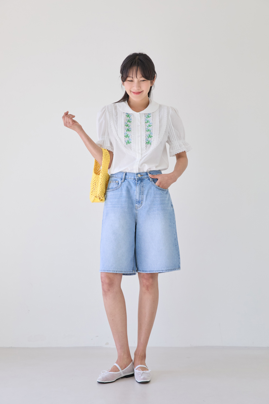 반바지 모델 착용 이미지-S1L10