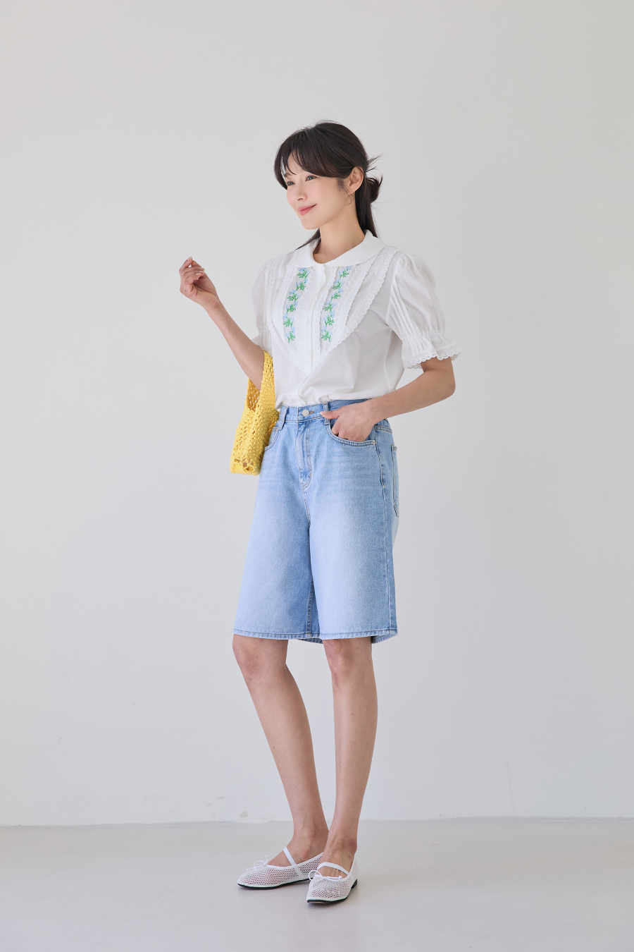 반바지 모델 착용 이미지-S1L14