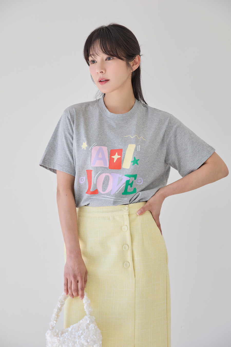 반팔 티셔츠 모델 착용 이미지-S1L12