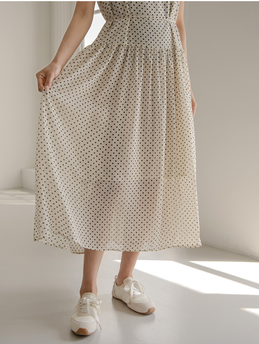 드레스 모델 착용 이미지-S1L5