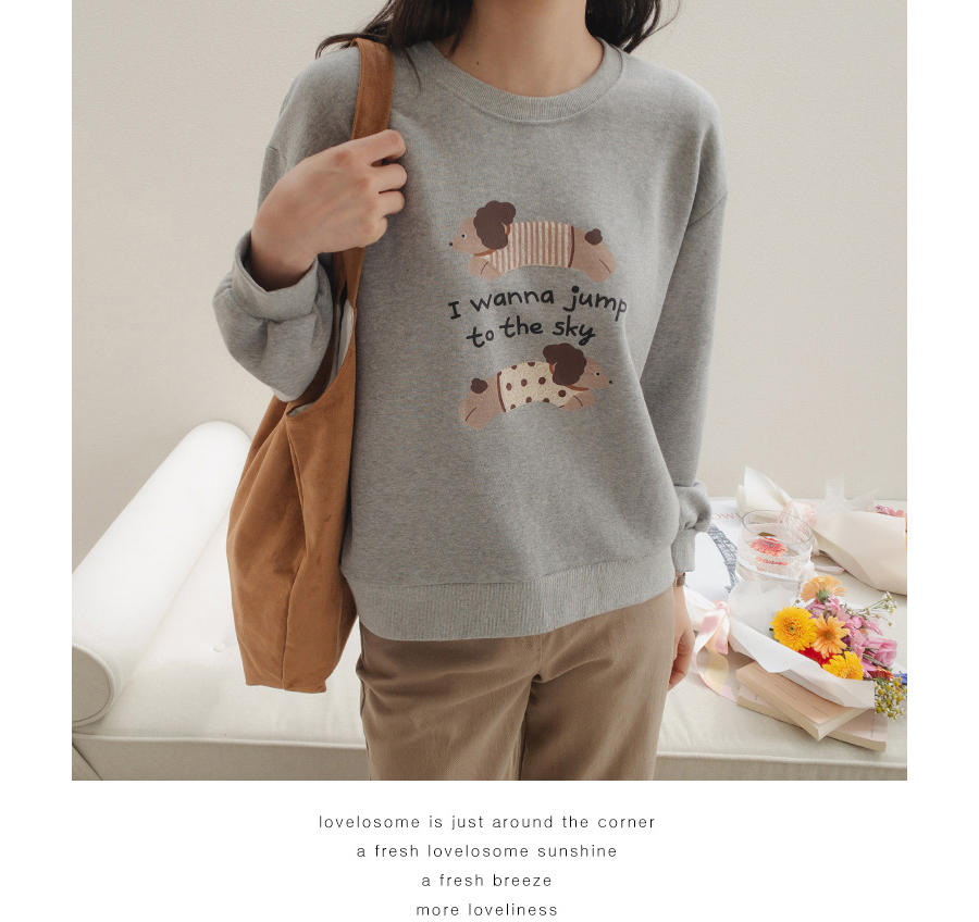 긴팔 티셔츠 모델 착용 이미지-S2L9