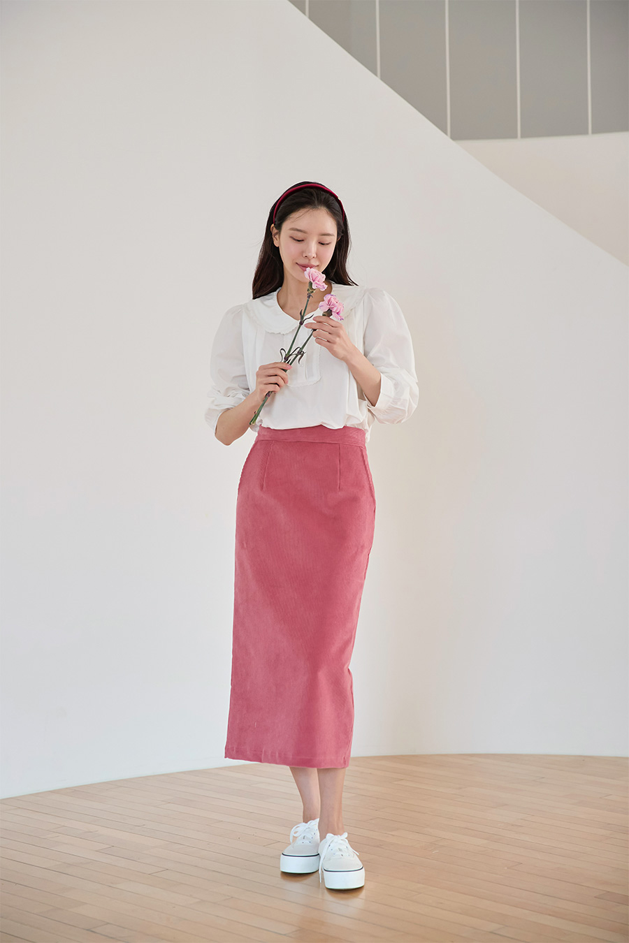 치마 모델 착용 이미지-S1L6
