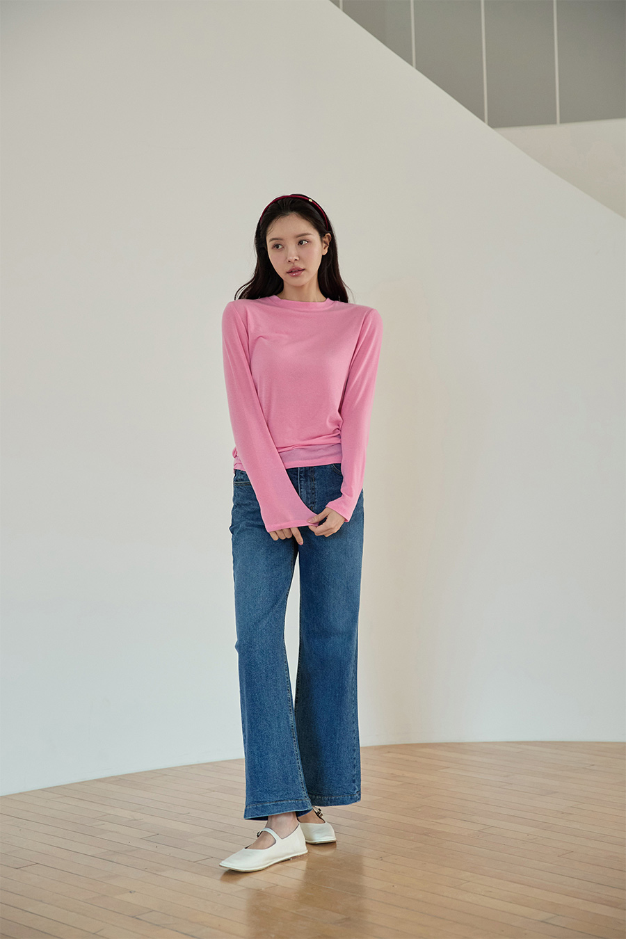 긴팔 티셔츠 모델 착용 이미지-S1L14