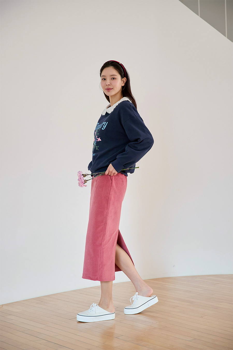 치마 모델 착용 이미지-S1L17