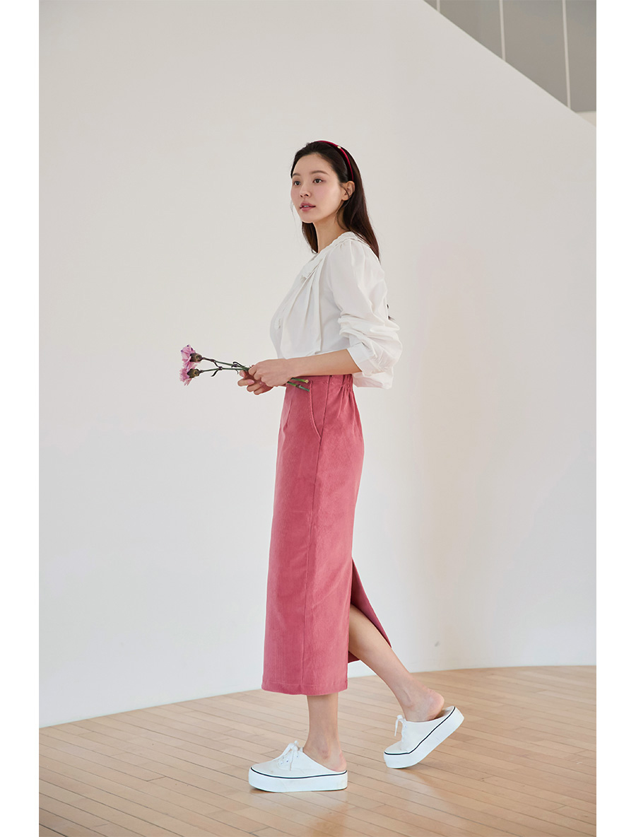 치마 모델 착용 이미지-S1L7