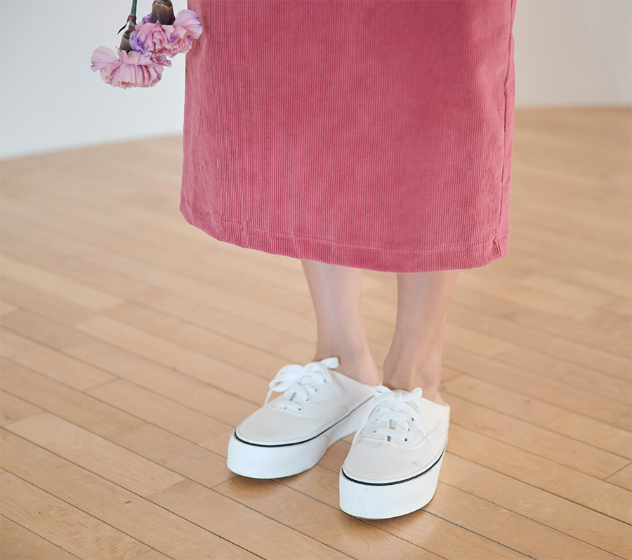 치마 모델 착용 이미지-S1L16