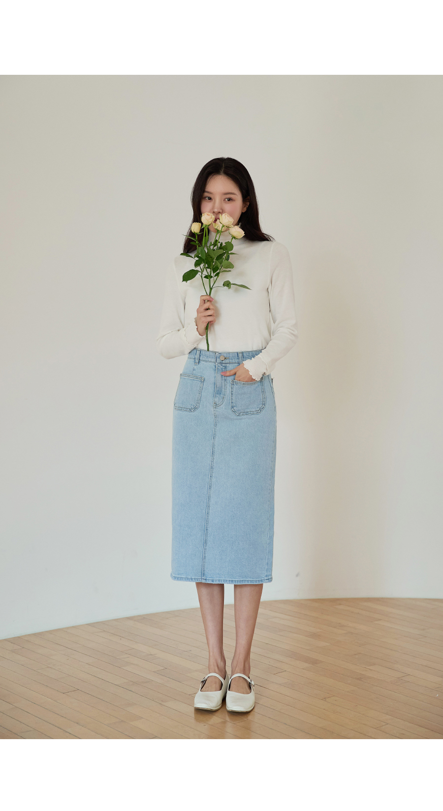 드레스 모델 착용 이미지-S2L16