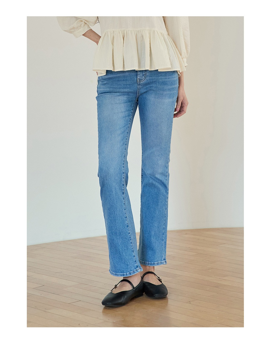 바지 모델 착용 이미지-S1L7