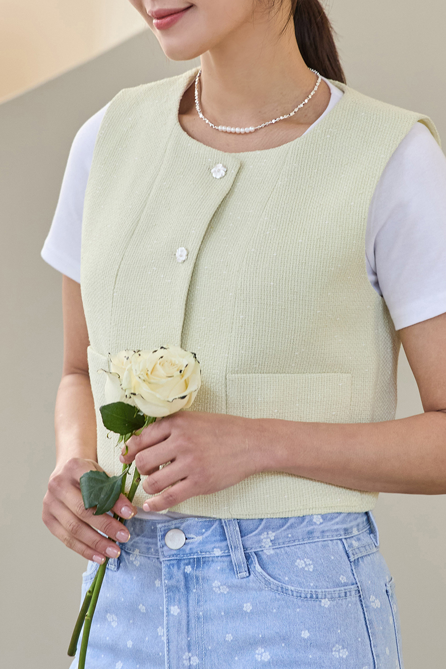 재킷 모델 착용 이미지-S1L3