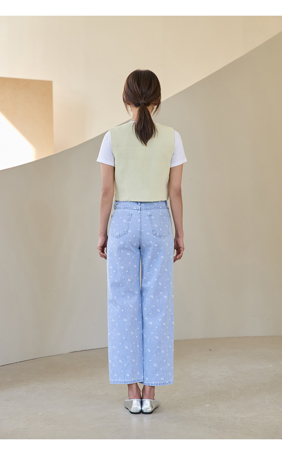 재킷 모델 착용 이미지-S1L11