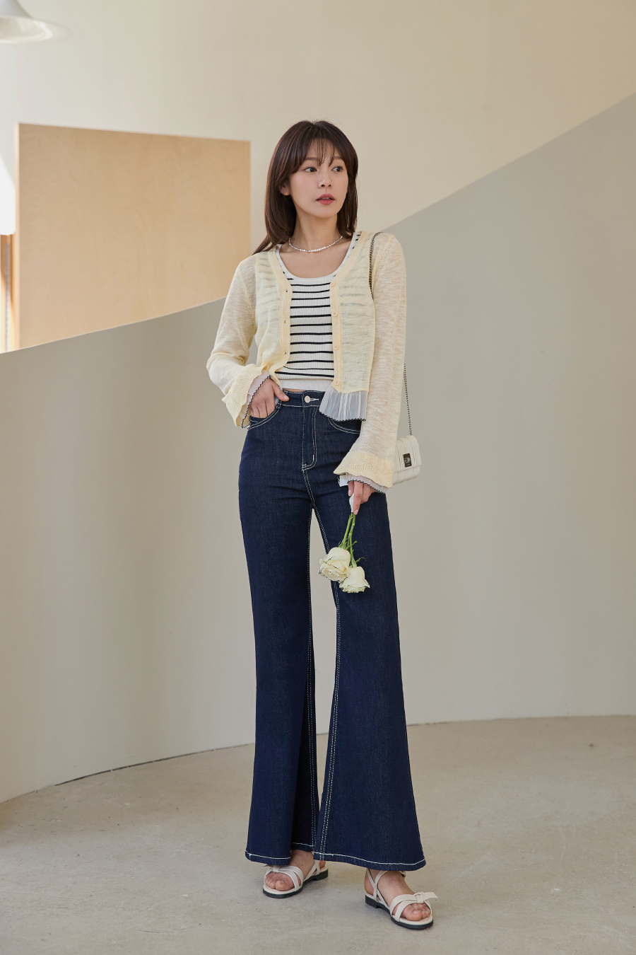 카디건 모델 착용 이미지-S1L13
