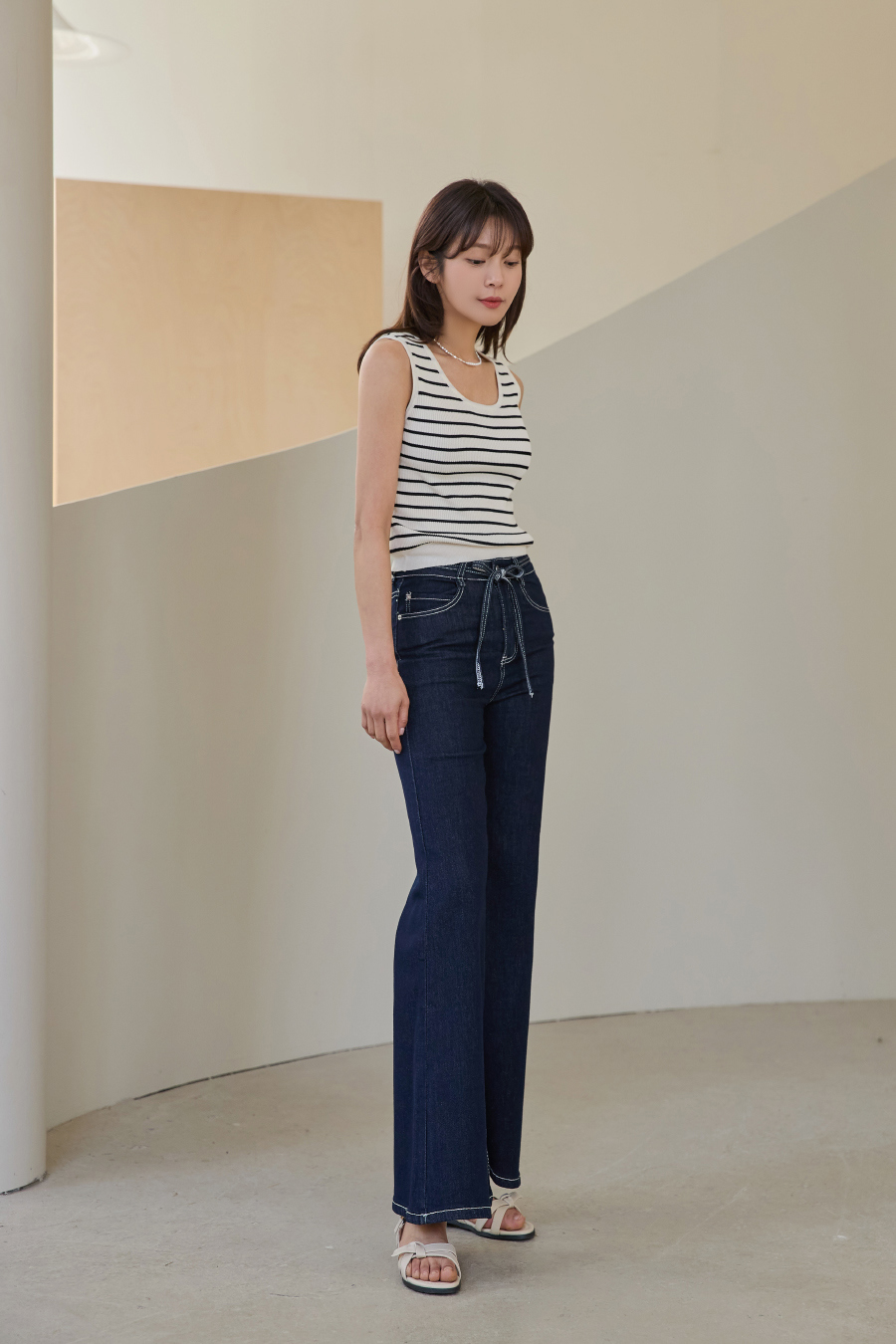 바지 모델 착용 이미지-S1L10