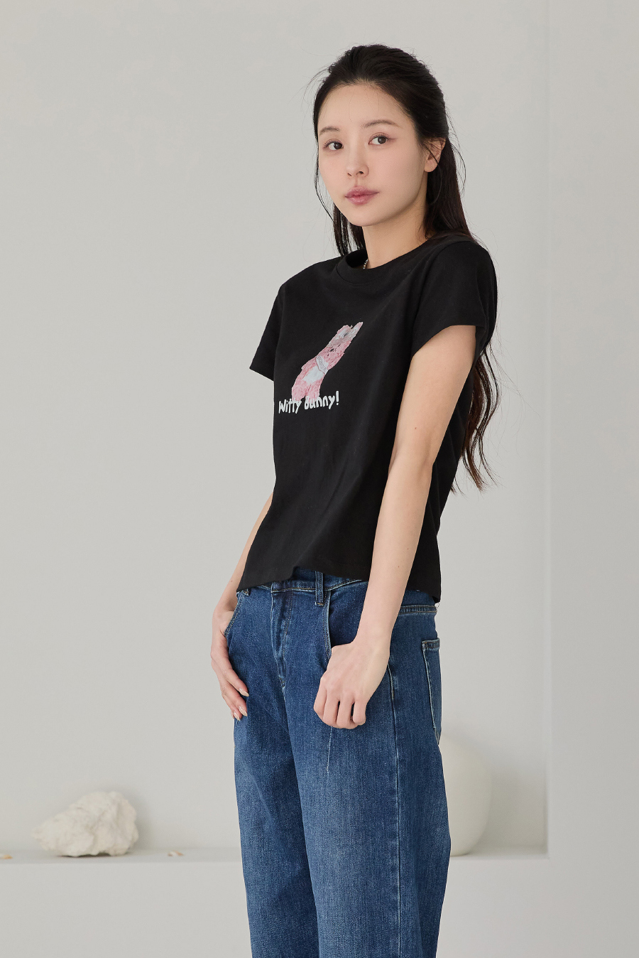 반팔 티셔츠 모델 착용 이미지-S1L11