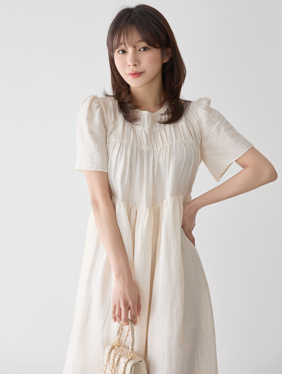 드레스 모델 착용 이미지-S1L4