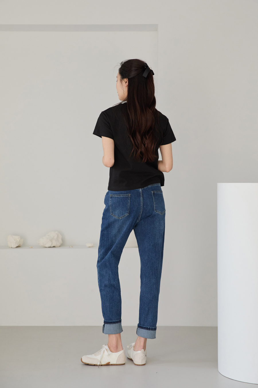 반팔 티셔츠 모델 착용 이미지-S1L7