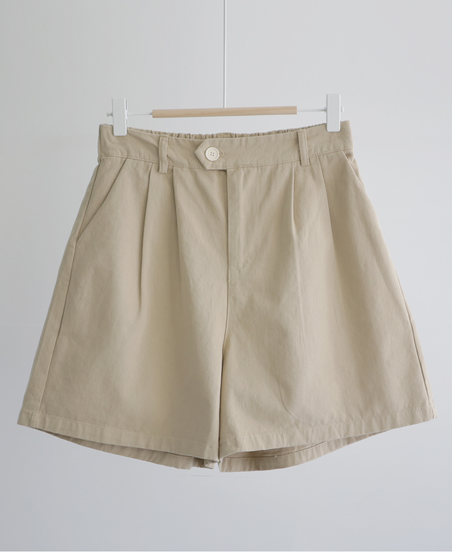 반바지 크림 색상 이미지-S1L17