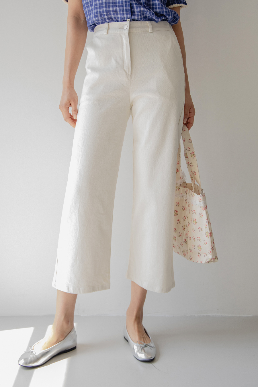 바지 모델 착용 이미지-S1L22